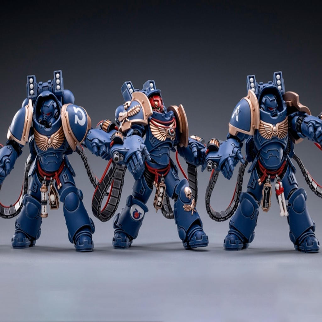 Warhammer 40K Ultramarines Aggressors 1/18 Scale Figure Set