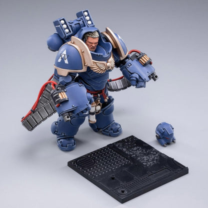 Warhammer 40K Ultramarines Aggressors 1/18 Scale Figure Set