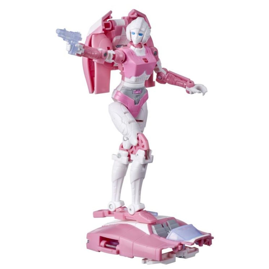 Transformers Earthrise War for Cybertron Deluxe Arcee Figure