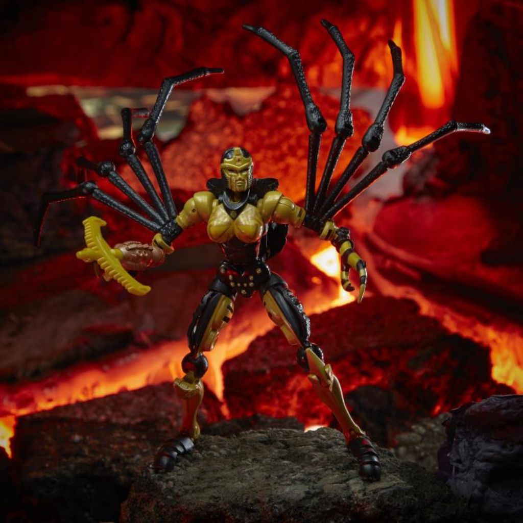 Transformers Kingdom War for Cybertron Deluxe Blackarachnia Figure